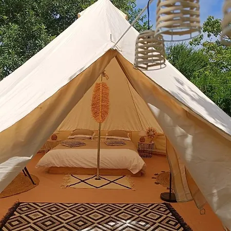 Luxe tent Tente Entre Vichy Et Le Pal 