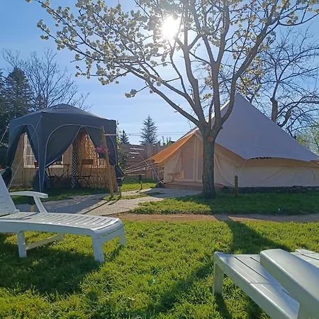 Luxe tent Tente Entre Vichy Et Le Pal 